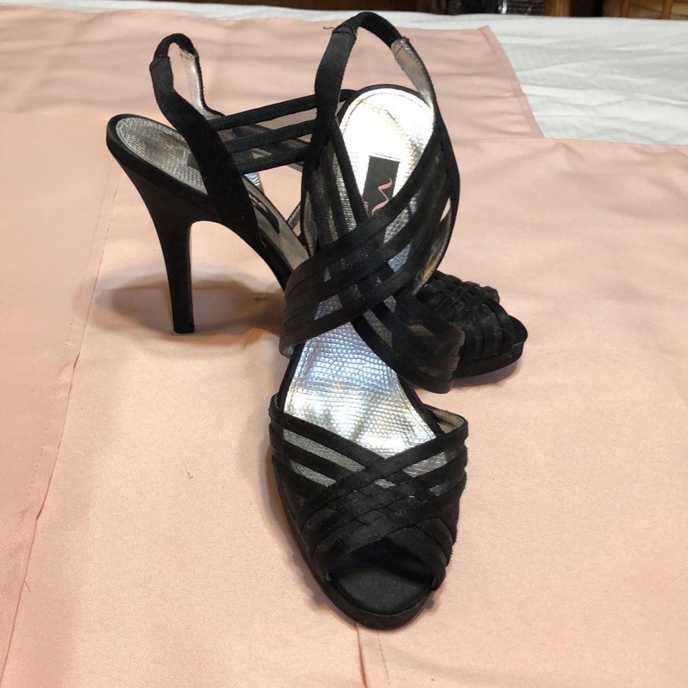 Women’s shoes